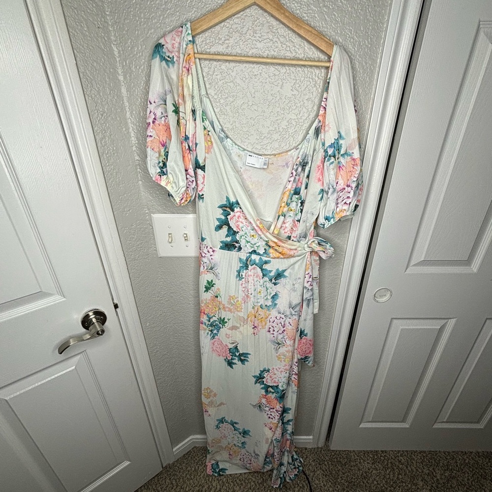 ASOS Design curve puff sleeve maxi wrap dress in blue floral print NEW formal